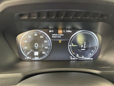 2022 Volvo XC90 Recharge Plug-In Hybrid T8 Inscription 6 Passenger