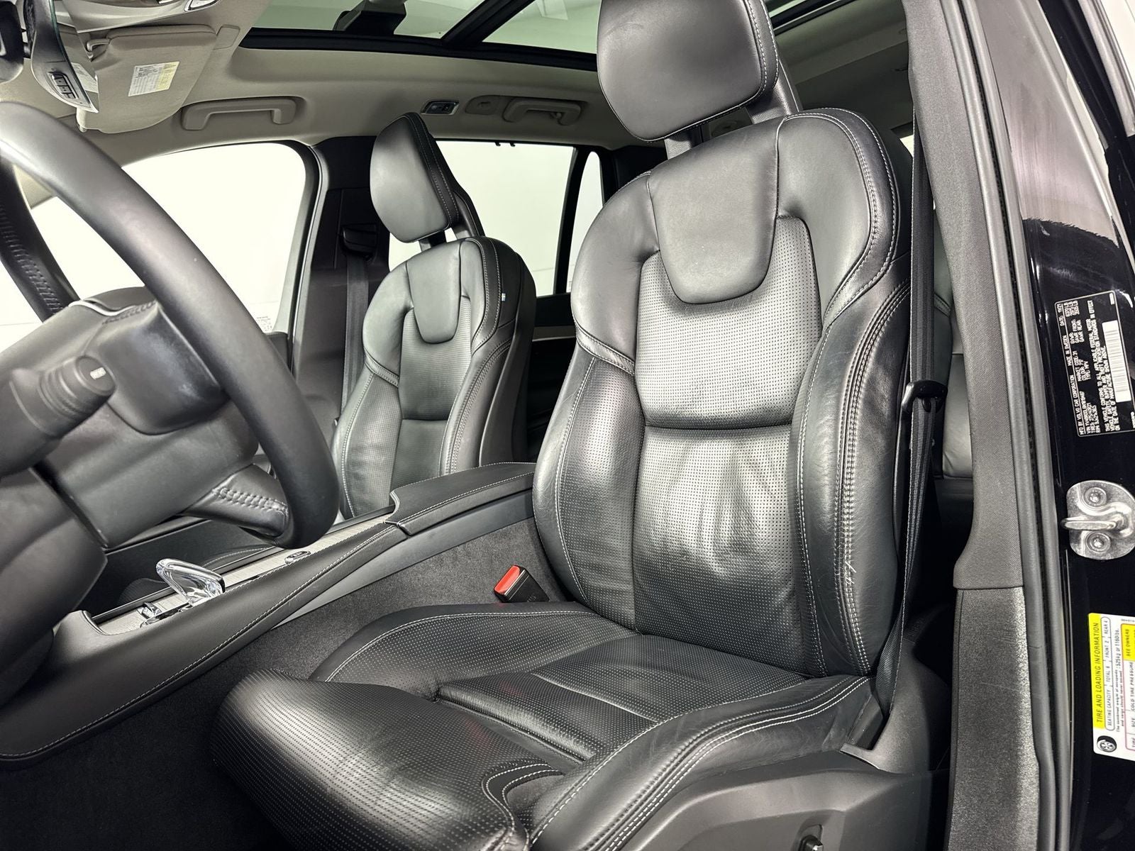 2022 Volvo XC90 Recharge Plug-In Hybrid T8 Inscription 6 Passenger