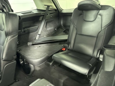 2022 Volvo XC90 Recharge Plug-In Hybrid T8 Inscription 6 Passenger