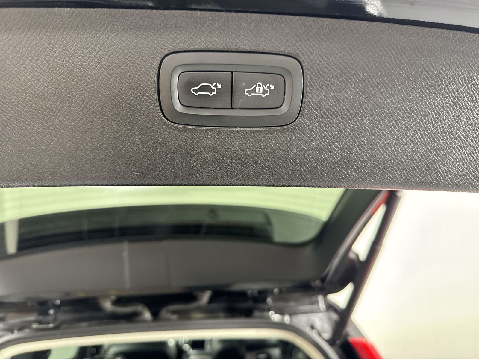 2022 Volvo XC90 Recharge Plug-In Hybrid T8 Inscription 6 Passenger