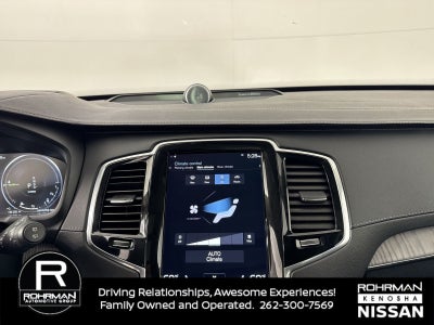 2022 Volvo XC90 Recharge Plug-In Hybrid T8 Inscription 6 Passenger