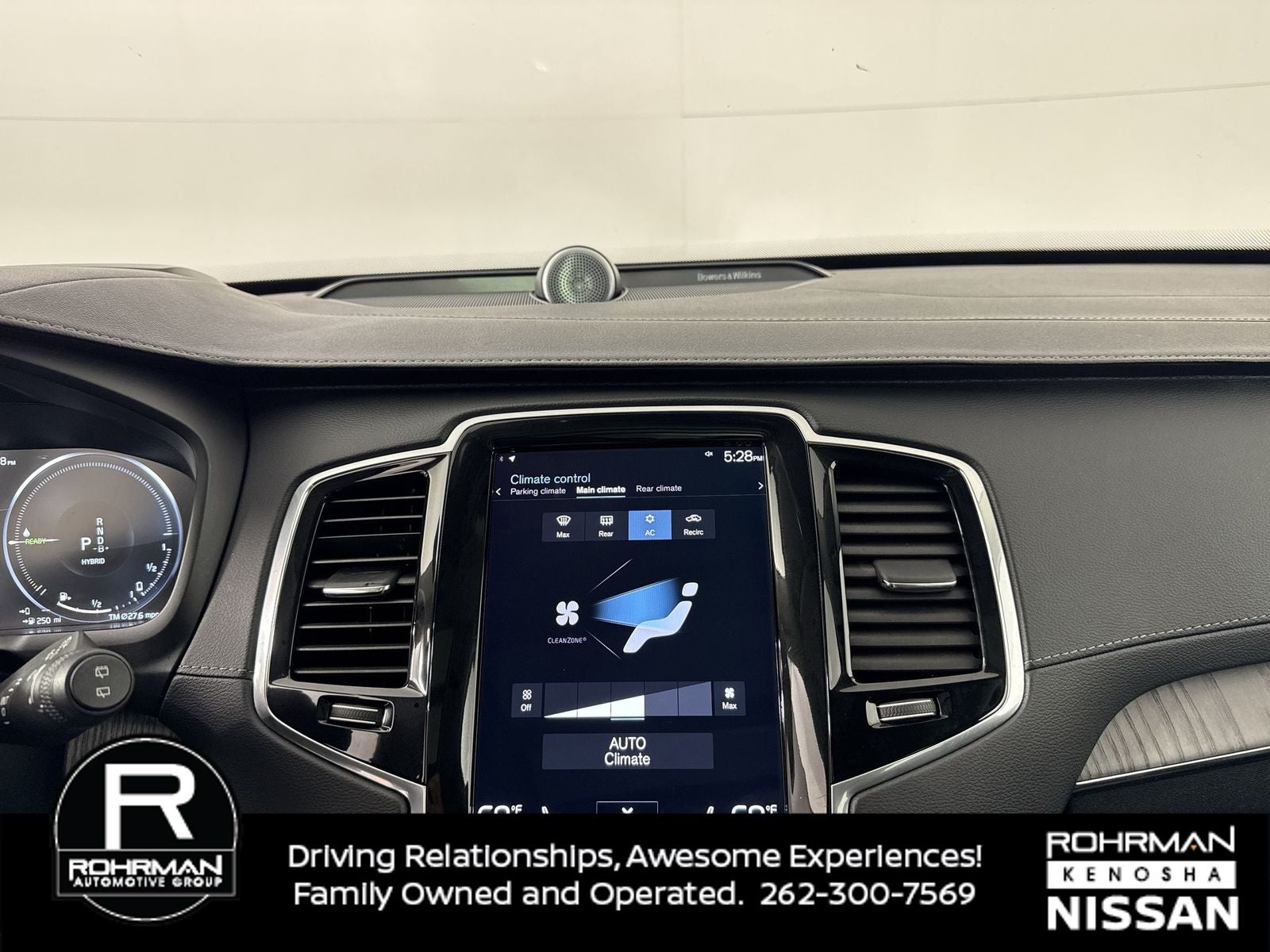 2022 Volvo XC90 Recharge Plug-In Hybrid T8 Inscription 6 Passenger