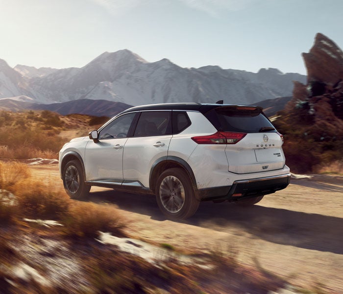 Kenosha Nissan in Bristol WI