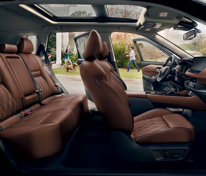 Kenosha Nissan in Bristol WI