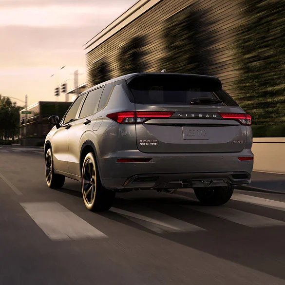 Kenosha Nissan in Bristol WI