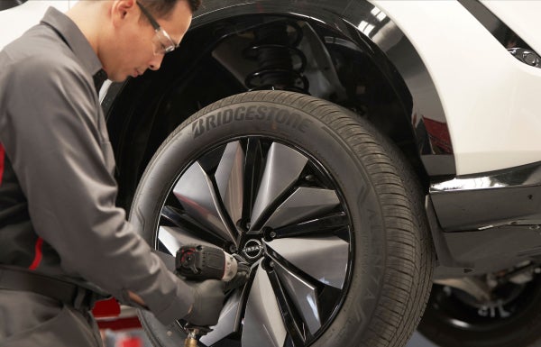 Kenosha Nissan in Bristol WI