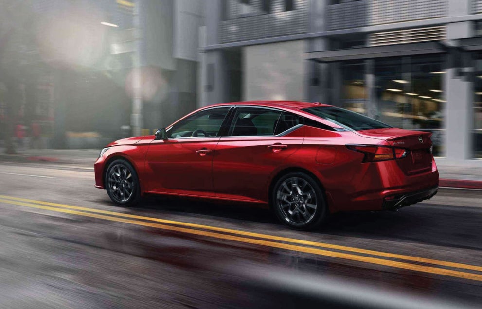 Kenosha Nissan in Bristol WI