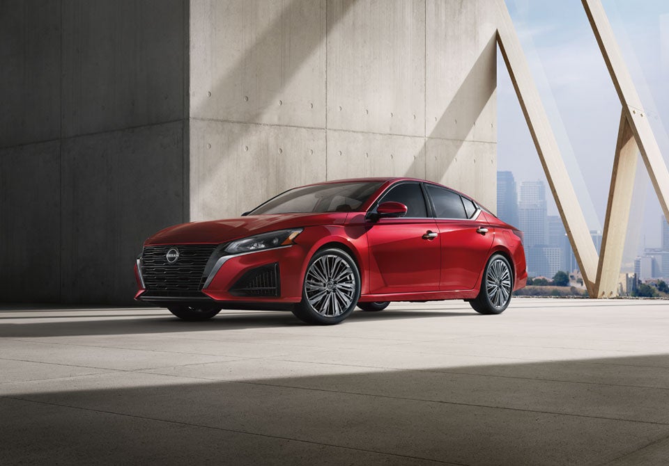 2025 Nissan Altima Kenosha Nissan in Bristol WI